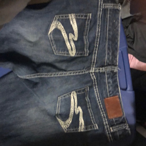 Jeans - Picture 2 of 3